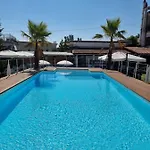 Ranch Palace 4* Nápoles