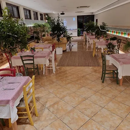 Ranch Palace 4* Nápoles