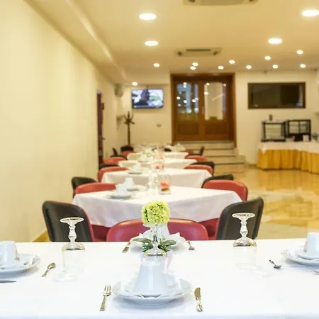 Ranch Palace Hotel Nápoles
