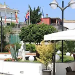 Ranch Palace Ξενοδοχείο