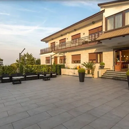 Ranch Palace نابولي