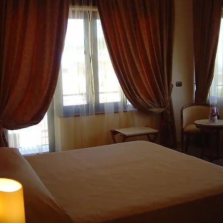 Ranch Palace فندق نابولي