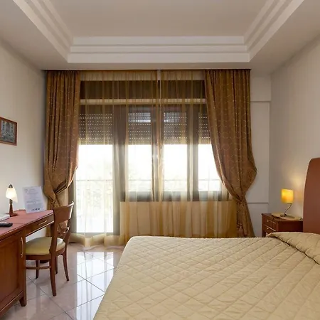 Hotel Ranch Palace Naples